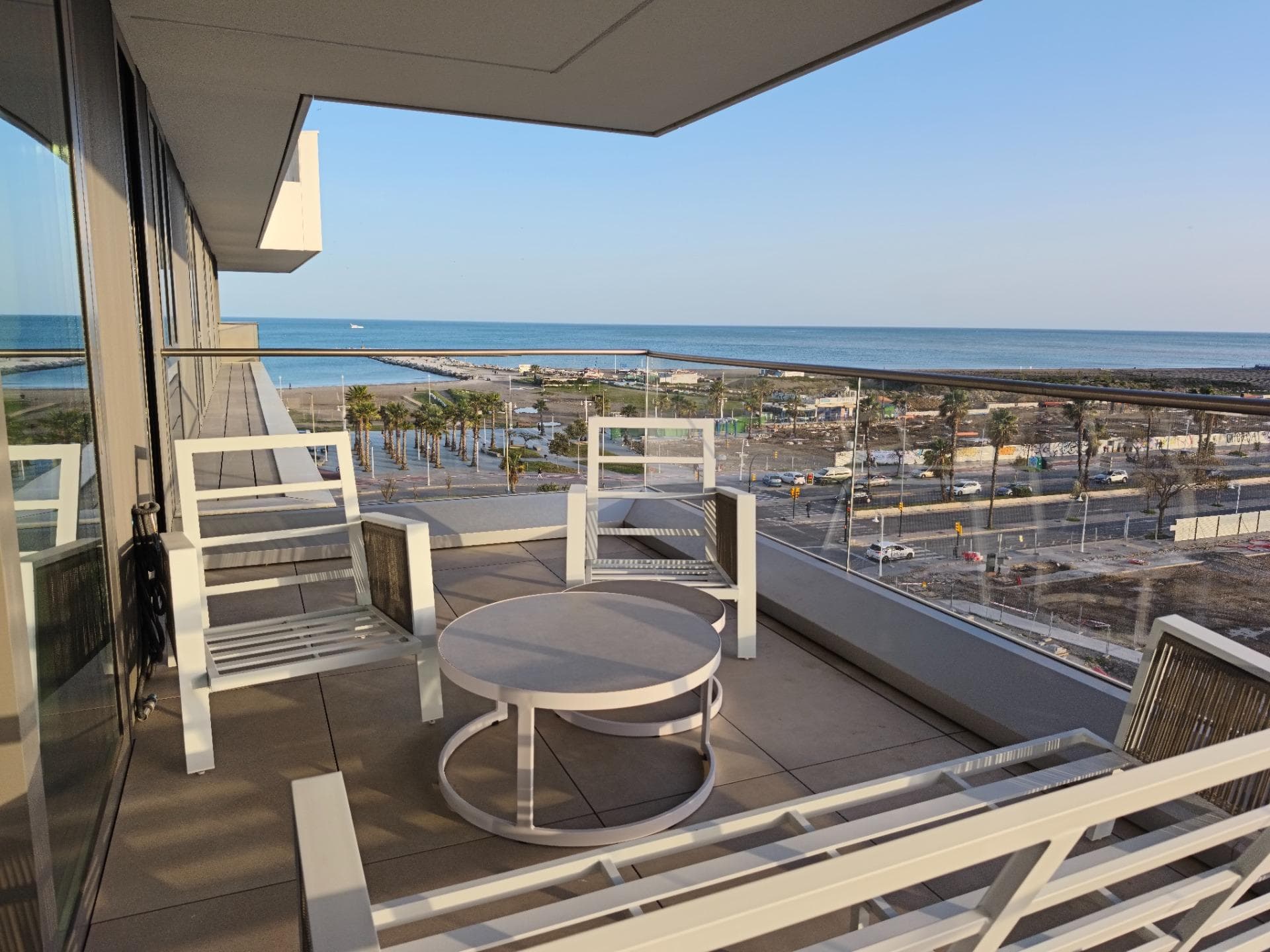 EXCLUSIVO PISO DE 1 DORMITORIO EN LAS MALAGA TOWERS VISION, TERRAZA DE 23 m2