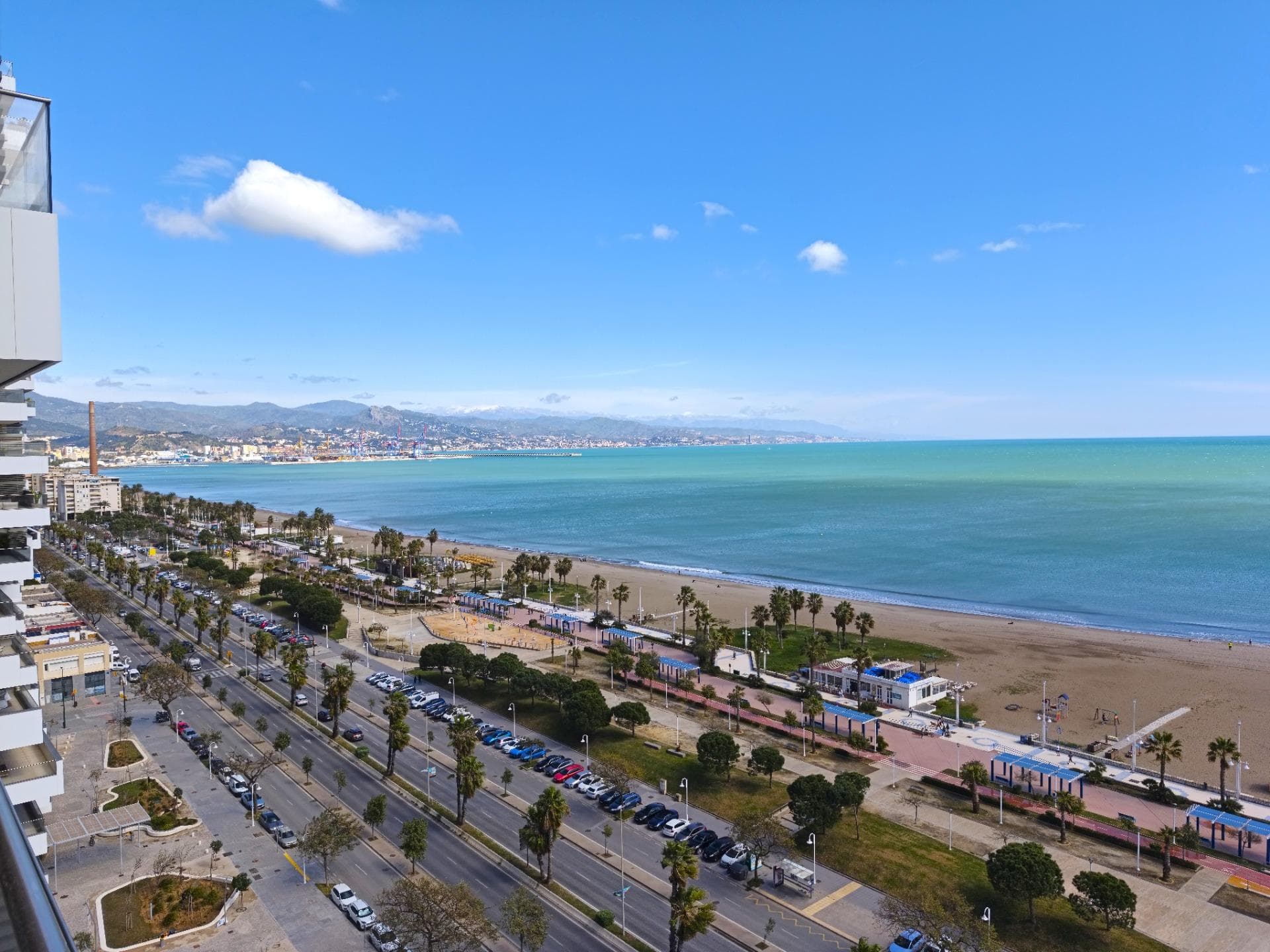 ¡Exclusivo Piso de Lujo en las Málaga Towers!