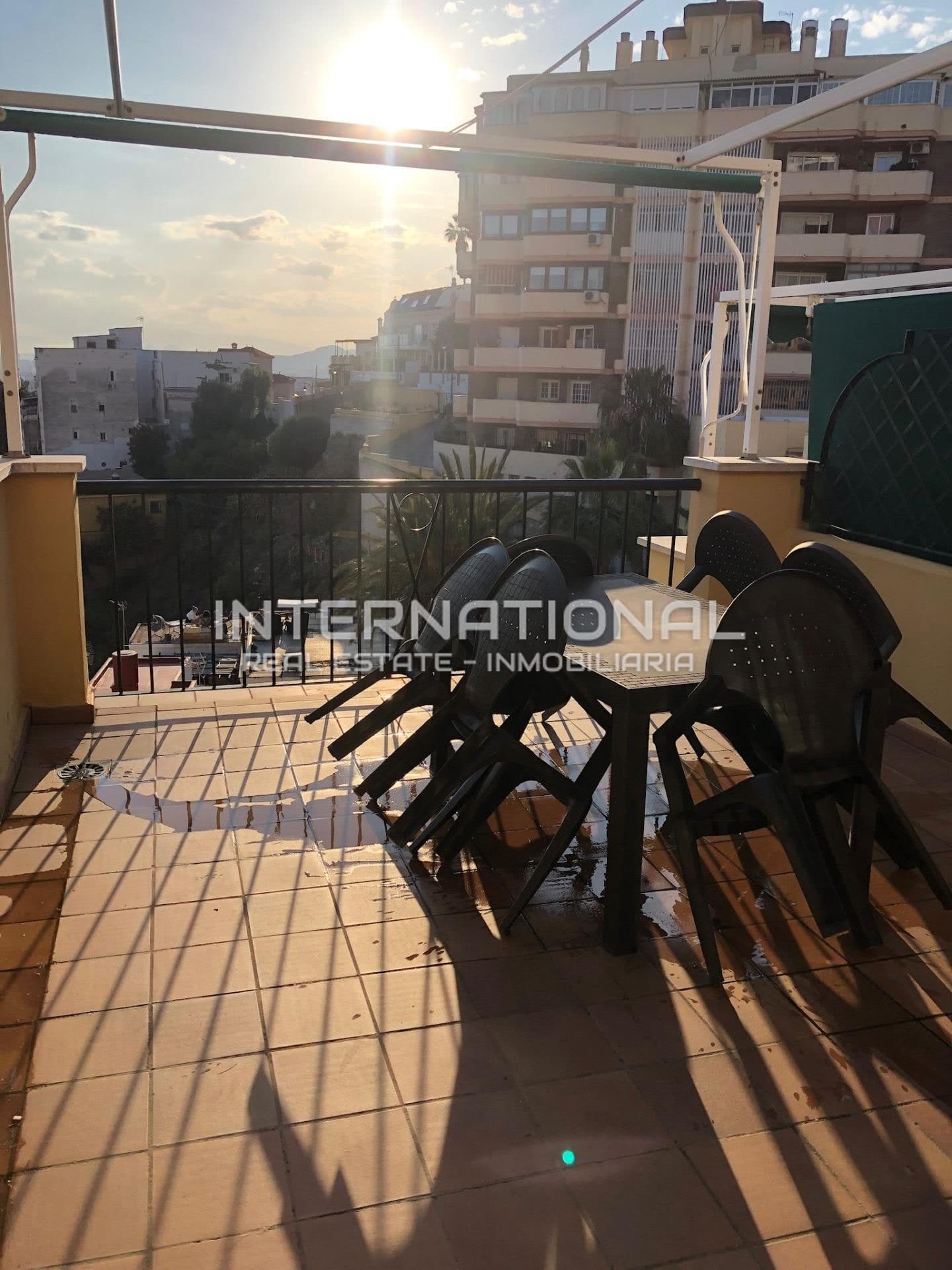 Bright and modern townhouse with spectacular views in central Málaga