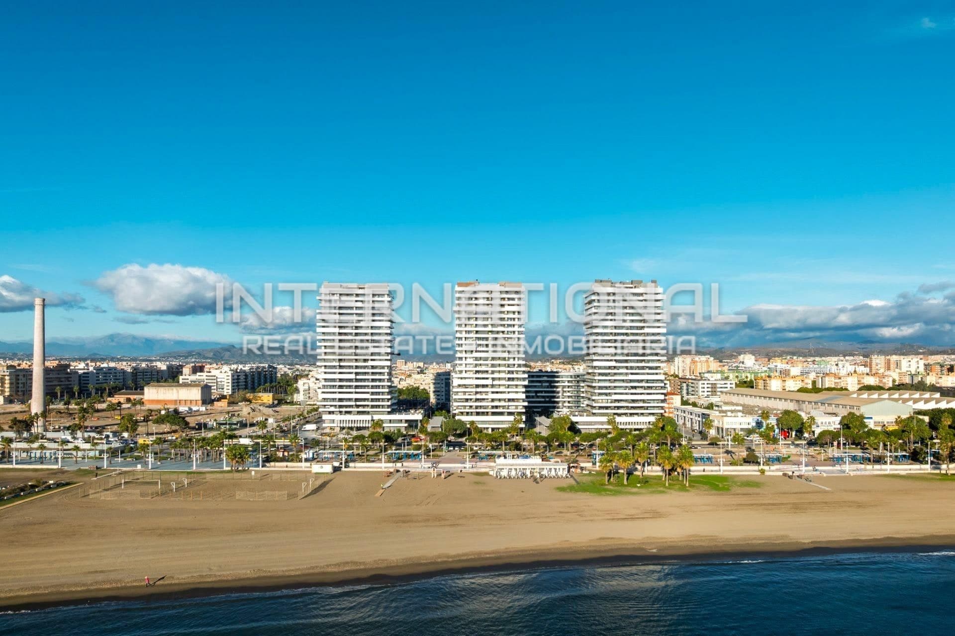 Exclusive apartment in Las Malaga Towers with sea view, new build