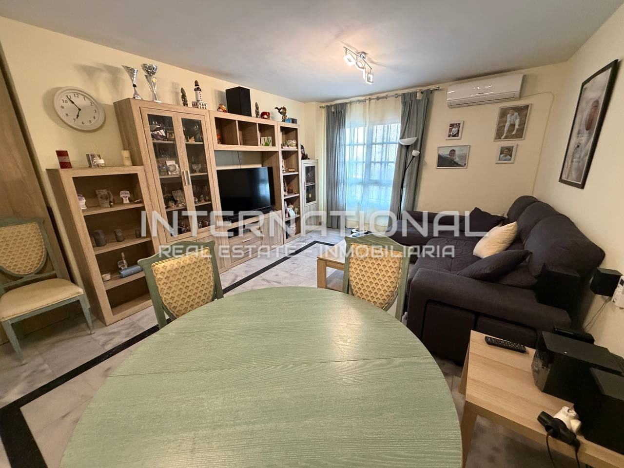 Family apartment 30 metres from the beach in Rincón de la Victoria