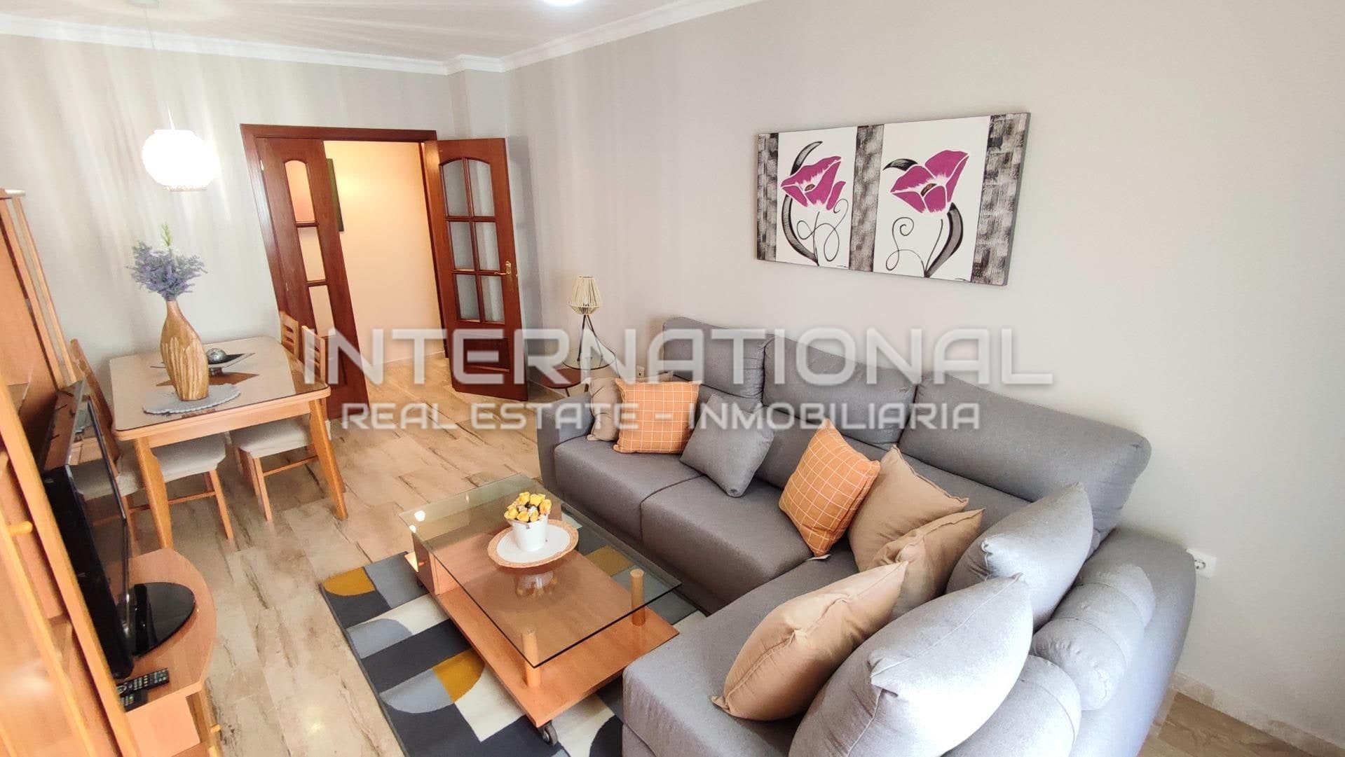Apartment for long-term rent in Parque Litoral, Málaga